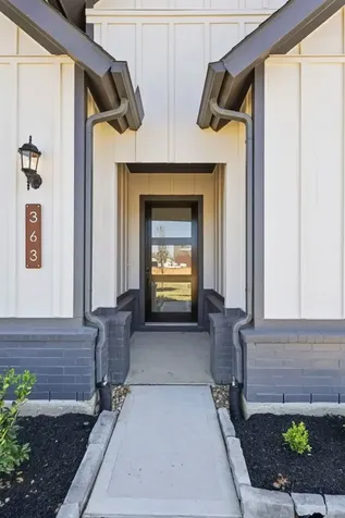 363 Covey Lane Sealy TX 77474