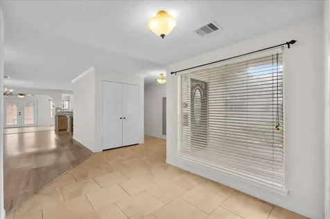 1506 Harbor View Circle Galveston TX 77550
