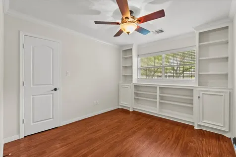 1506 Harbor View Circle Galveston TX 77550