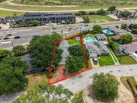 1506 Harbor View Circle Galveston TX 77550