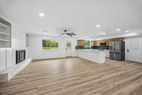 1107 Hallie Street Sweeny TX 77480