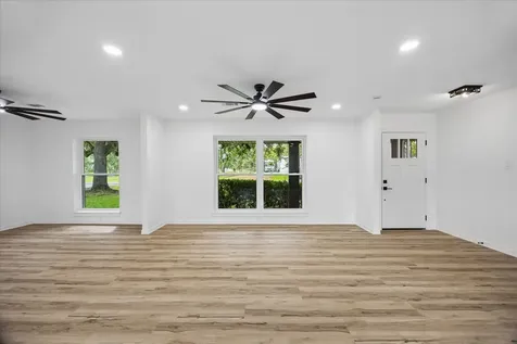 1107 Hallie Street Sweeny TX 77480