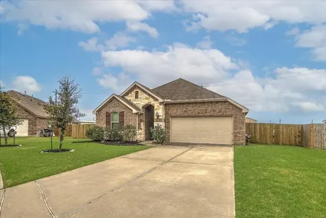 3334 Tug Way Baytown TX 77523