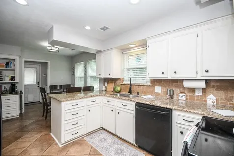 2107 Richmond Drive Richmond TX 77406