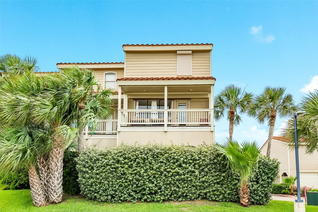 28 Dana Drive Galveston TX 77554