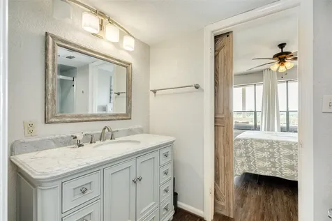 28 Dana Drive Galveston TX 77554