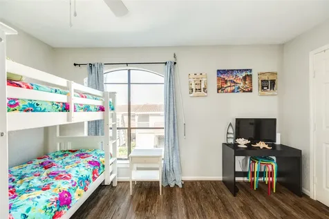 28 Dana Drive Galveston TX 77554