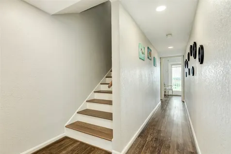 28 Dana Drive Galveston TX 77554