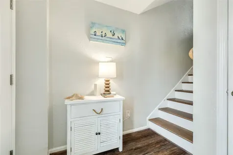 28 Dana Drive Galveston TX 77554