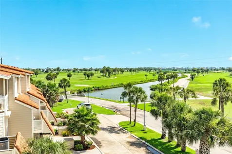 28 Dana Drive Galveston TX 77554