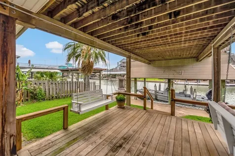 1302 Tiki Drive Tiki Island TX 77554
