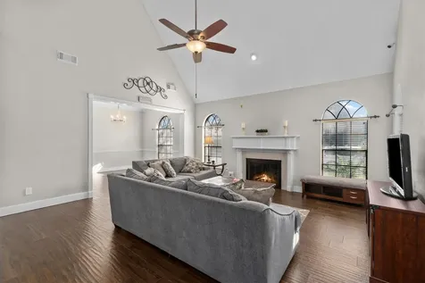10402 Hondo Hill Road Houston TX 77064