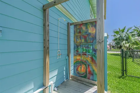 4035 Hardin Drive Galveston TX 77554