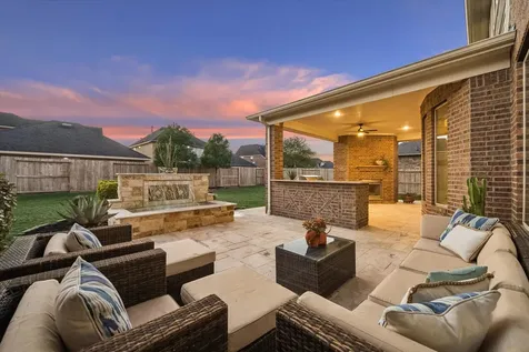 5514 Caspian Falls Lane Fulshear TX 77441