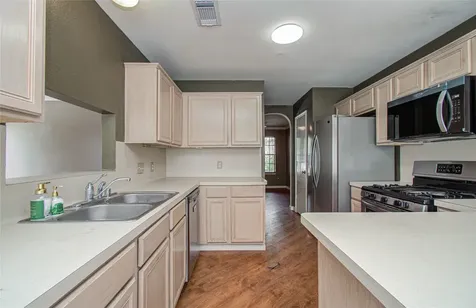 23147 N Waterlake Drive Richmond TX 77406