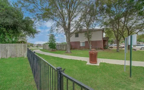 23147 N Waterlake Drive Richmond TX 77406