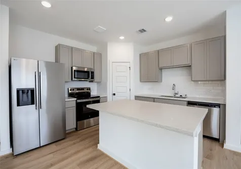 2001 Longmire Villas Court Conroe TX 77304