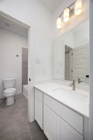 2001 Longmire Villas Court Conroe TX 77304
