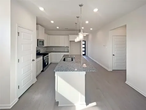13211 Hayden Peak Drive Iowa Colony TX 77583