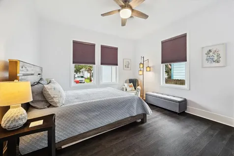 4109 Avenue R Galveston TX 77550