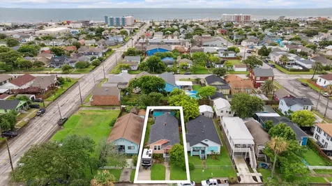 4109 Avenue R Galveston TX 77550