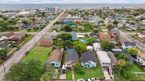 4109 Avenue R Galveston TX 77550