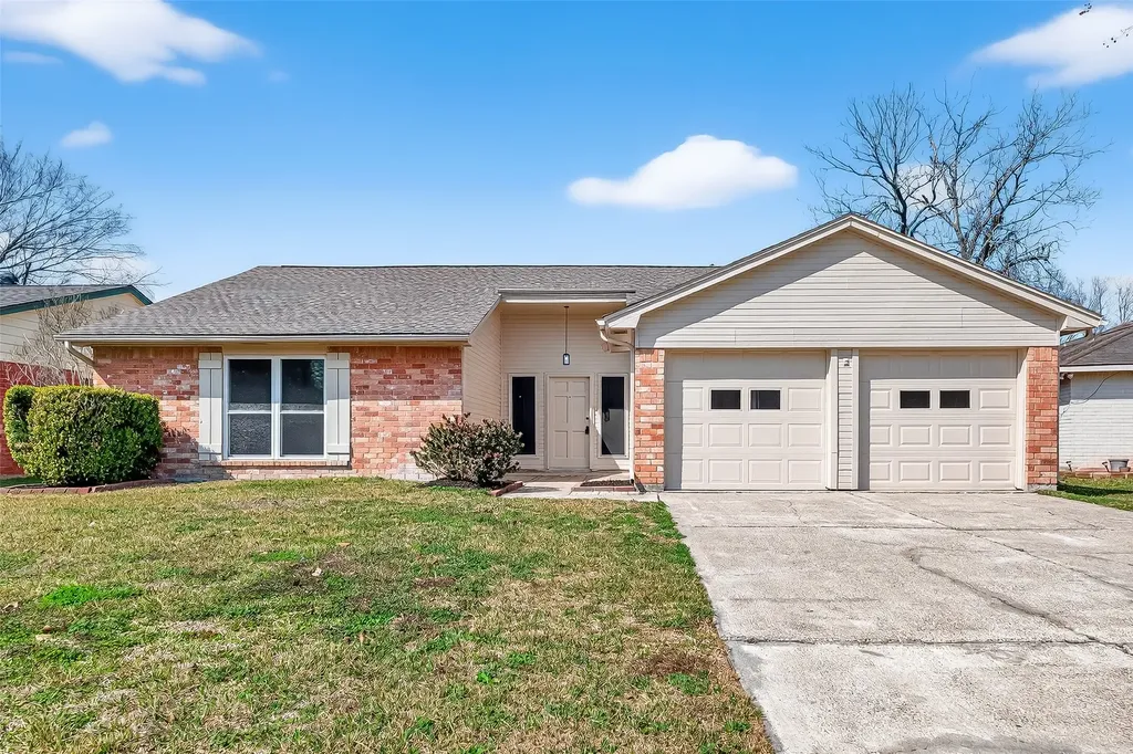2306 Whitman Way Drive Friendswood TX 77546
