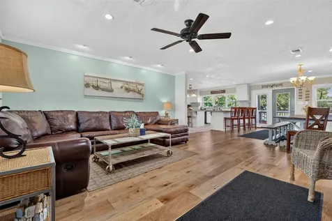 1583 County Road 291 Bay City TX 77414