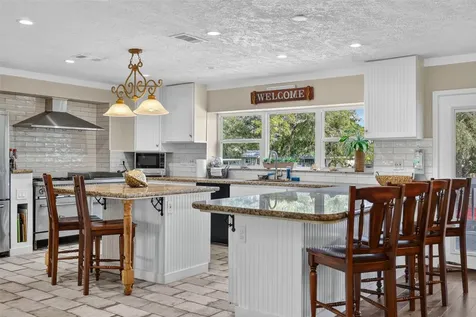 1583 County Road 291 Bay City TX 77414