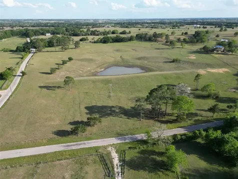 2525 N Meyersville Road Brenham TX 77833
