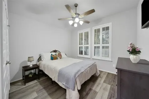 352 Rise Lane Montgomery TX 77316