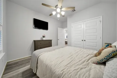 352 Rise Lane Montgomery TX 77316