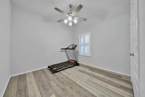 352 Rise Lane Montgomery TX 77316