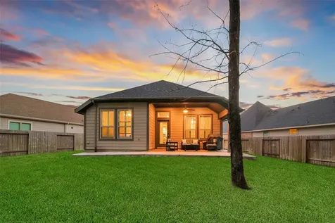 352 Rise Lane Montgomery TX 77316