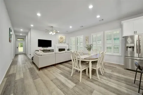352 Rise Lane Montgomery TX 77316