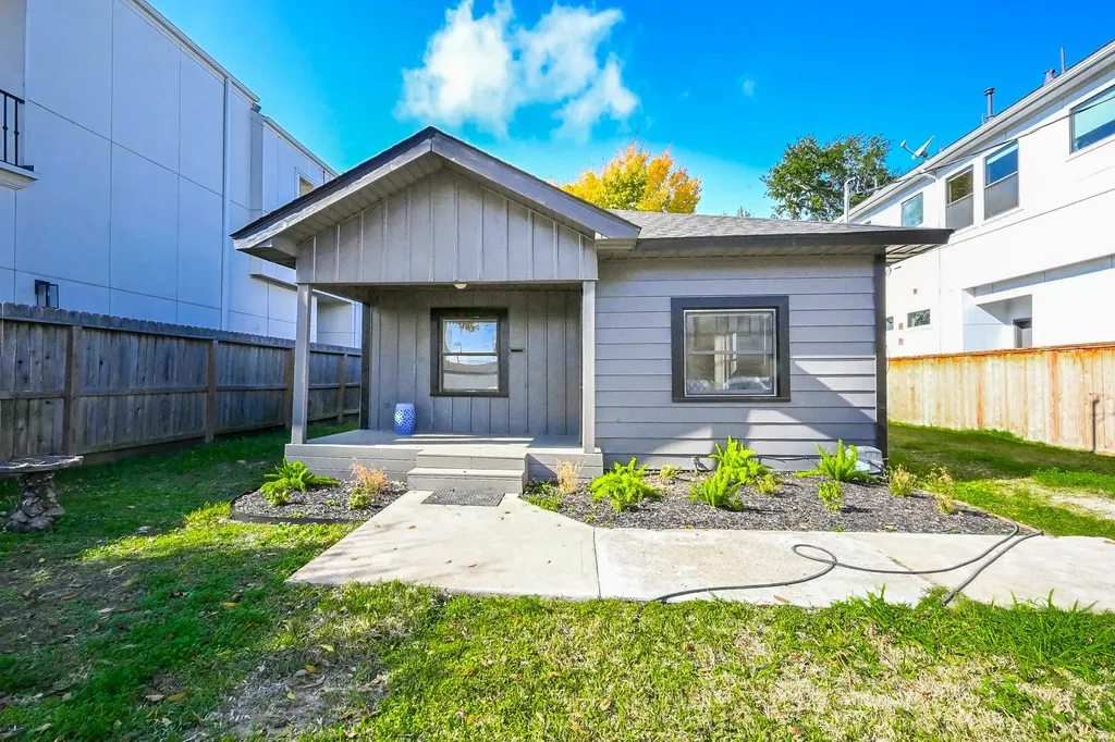 1507 Laird Street Houston TX 77008