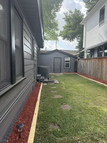 1507 Laird Street Houston TX 77008