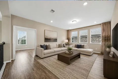 66 Zenith Lane Sugar Land TX 77498