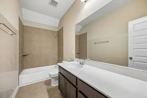 66 Zenith Lane Sugar Land TX 77498