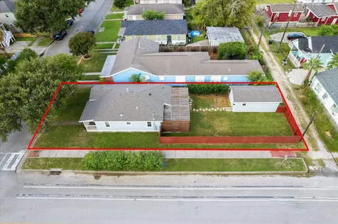 4102 Avenue M 1/2 Galveston TX 77550