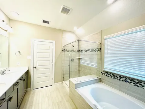 2164 Woodland Pine Drive Conroe TX 77384