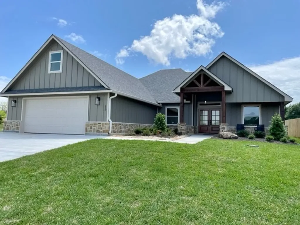 632 Greystone Lane Angleton TX 77515