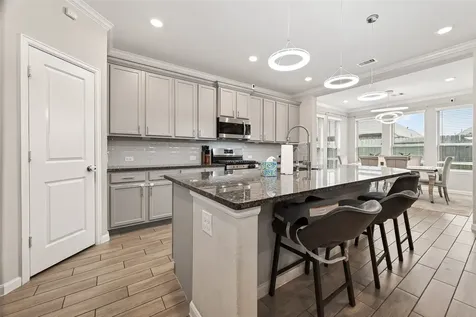 7518 Barkstone Lane Richmond TX 77469