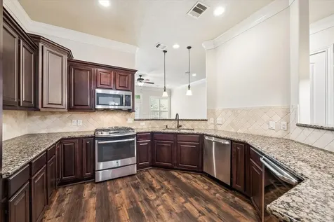 5513 Petty Street C Houston TX 77007