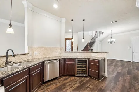 5513 Petty Street C Houston TX 77007