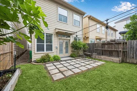 5513 Petty Street C Houston TX 77007