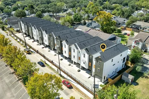 4125 De George Street Houston TX 77009