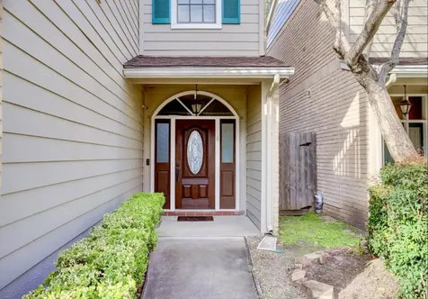 2220 Bering Drive 6 Houston TX 77057