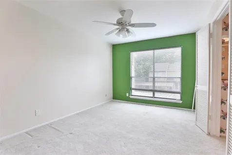 5005 Georgi Lane 167 Houston TX 77092