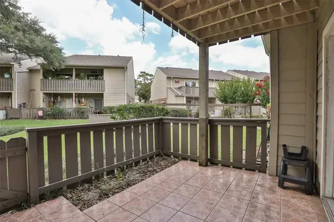 5005 Georgi Lane 167 Houston TX 77092